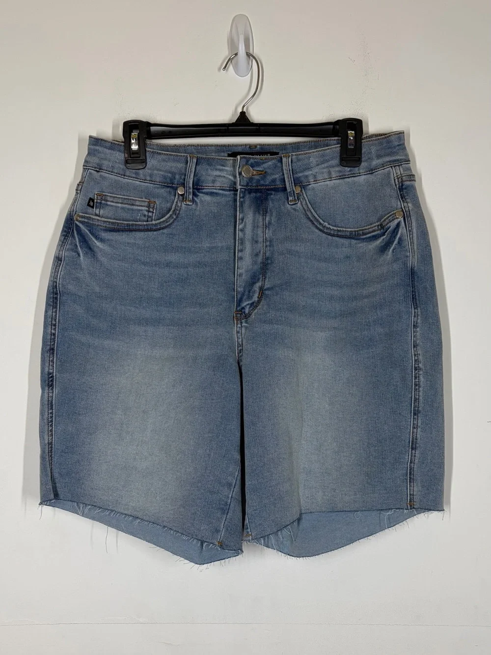 NWOT Judy Blue Jean Shorts Size 1XL